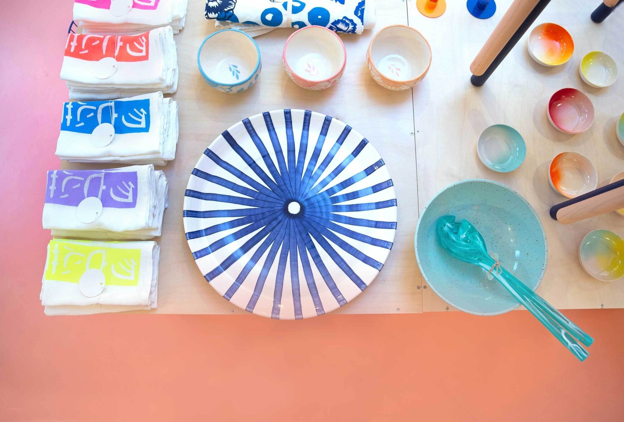 Laden Detail Tribeka