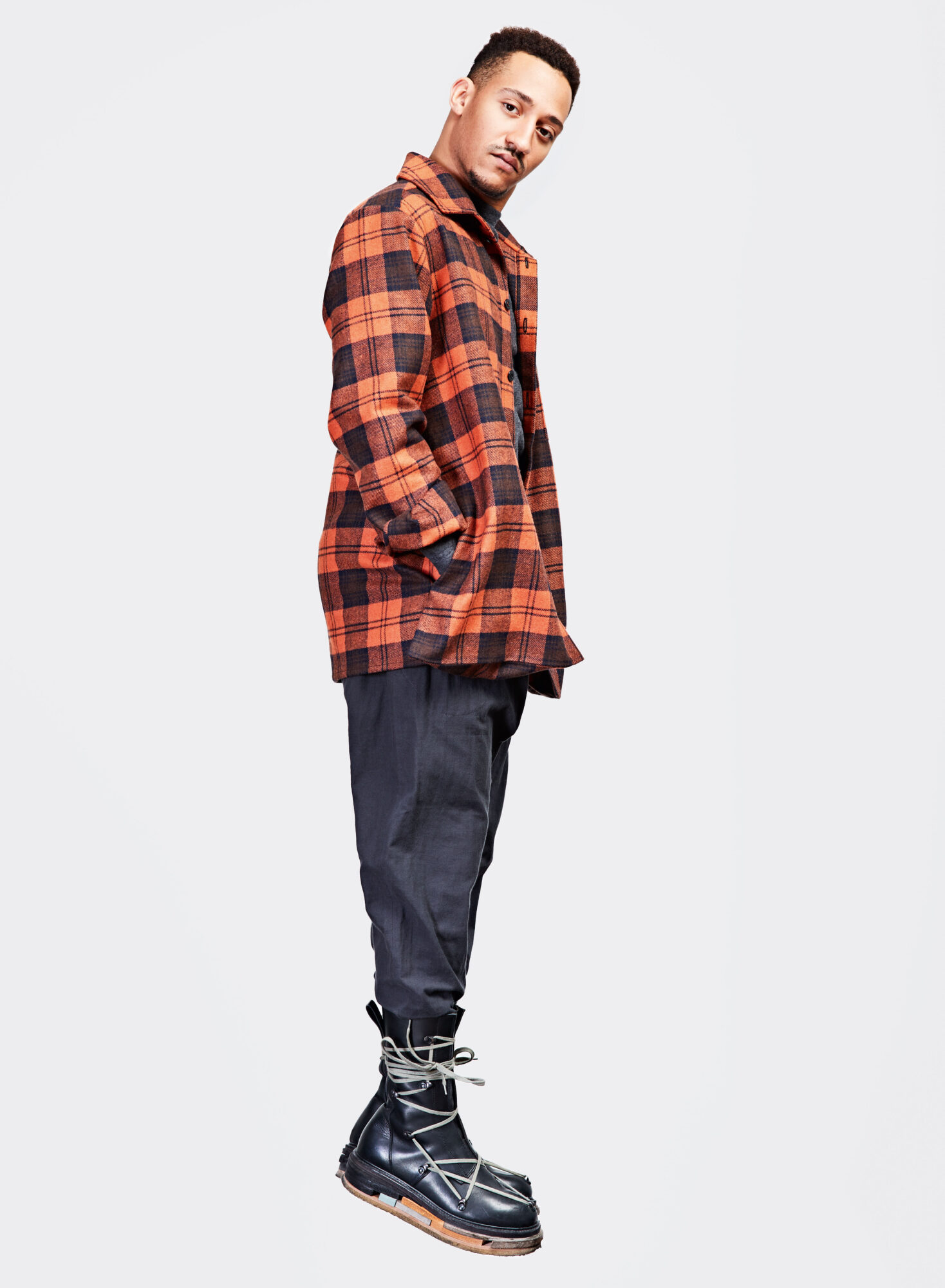 21 01 20 Guedel FW2122 Studio 9673 Def