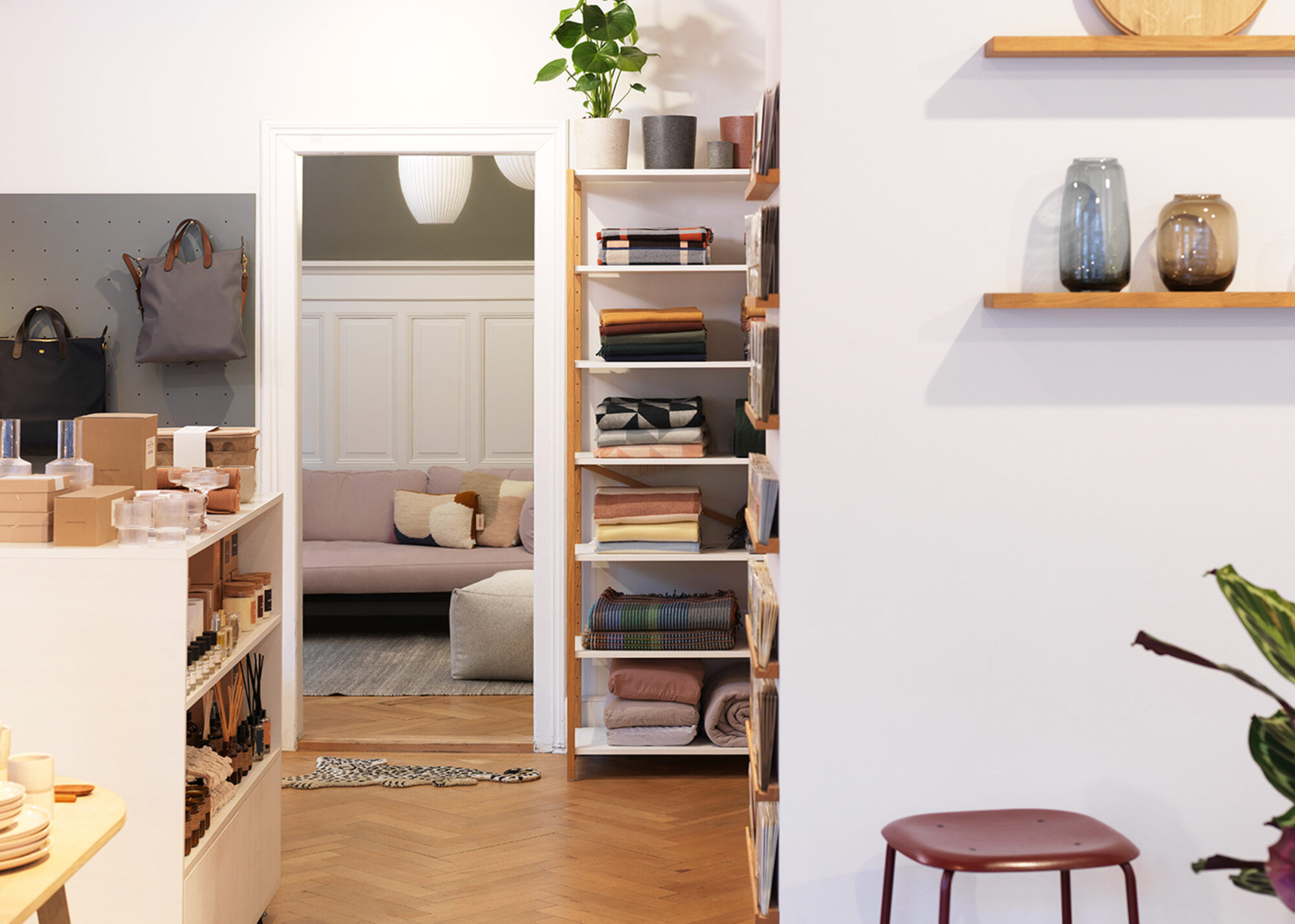 Norkind Laden Zentralstrasse 07